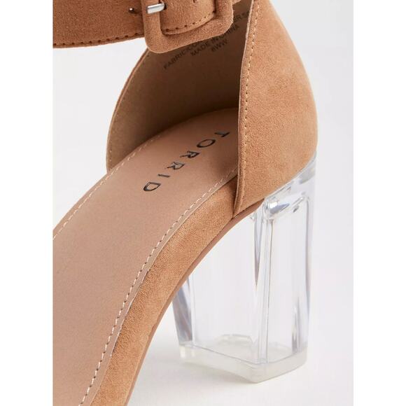 NWT Torrid Translucent Block Heel Faux Suede Camel Sandal Shoe Plus Size: 7.5W - Picture 3 of 8